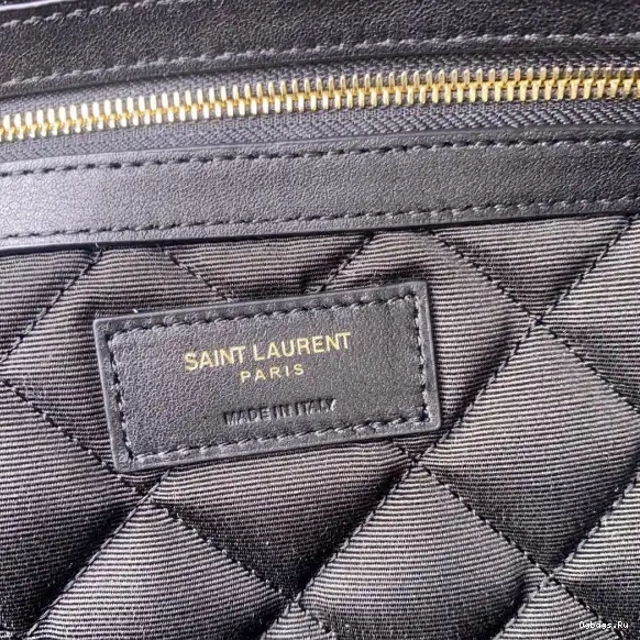 GIANT TRAVEL ES QUILTED LEATHER YSL BAG IN 0610